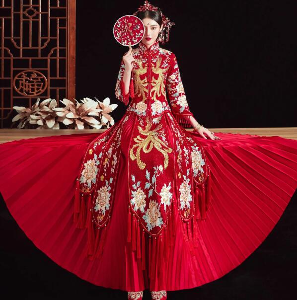 秀禾 秀禾服装的特点 秀禾服发型的特点