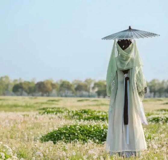 中式礼服 中式婚礼礼服叫什么